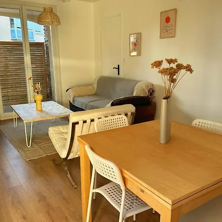 Apartament Grand T2 Avec Jardin A 10mn Des Plages